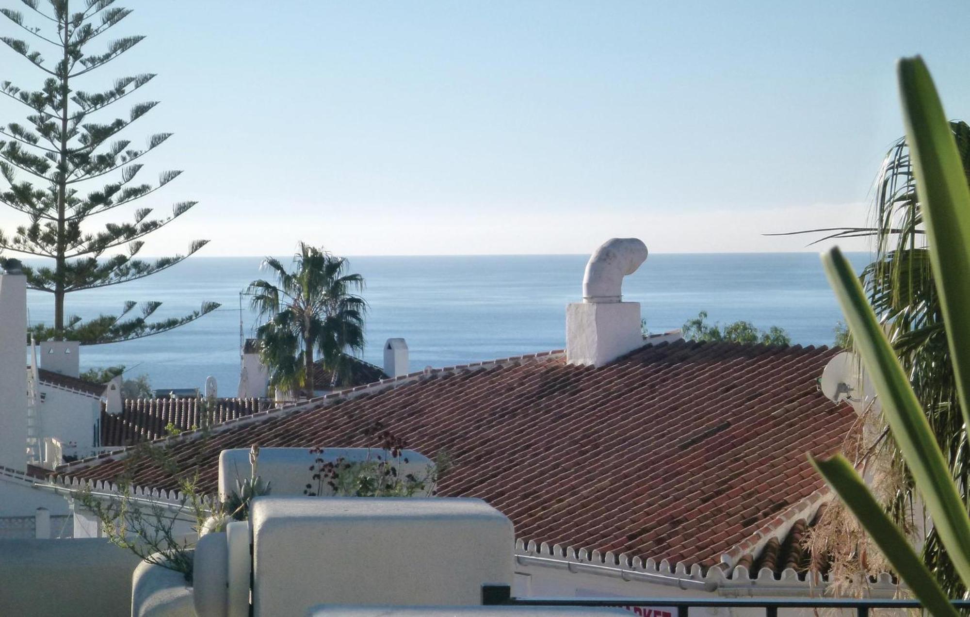 Cozy Home In Nerja With Wifi Exterior photo